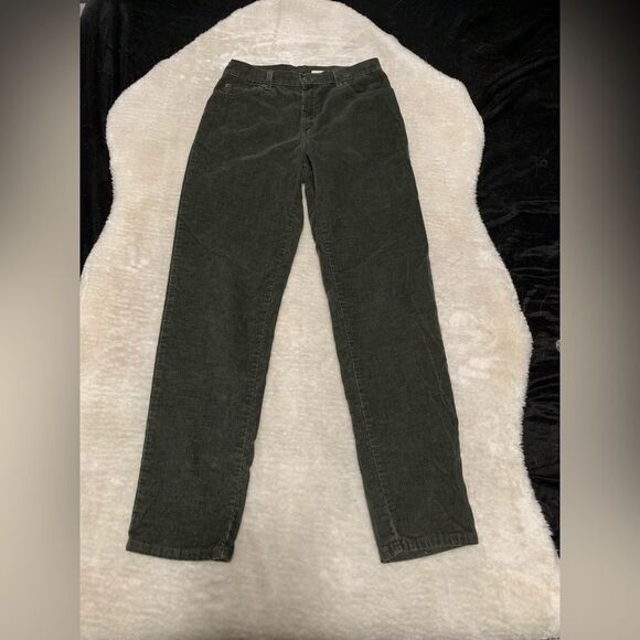 Vintage Levi’s‎ 550 Womens Relaxed Fit Tapered Corduroy Green Pants Size 10L Mis - Picture 1 of 8